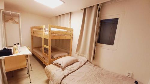 Triple Room with Private Bathroom