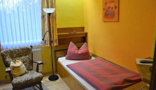 Apartment with Shower