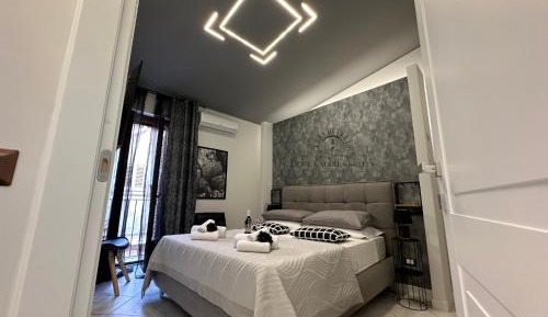 King Suite with Balcony