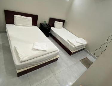 Twin Room with Shower