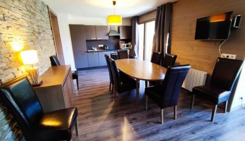 Apartment (10 Adults)