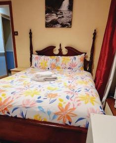 Standard Twin Room with Sea View