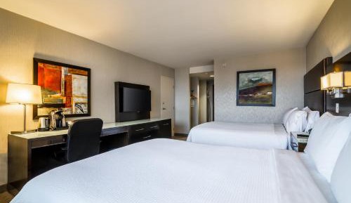 Standard Double Room with Two Double Beds