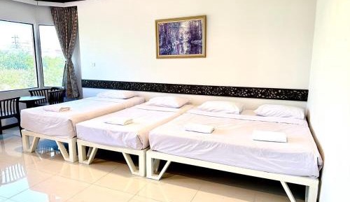 Classic Quadruple Room