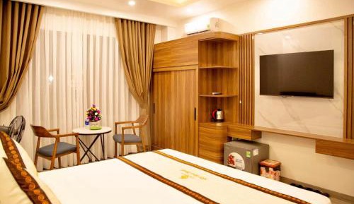 King Room with Balcony