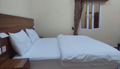 Deluxe King Room