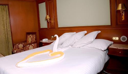 Superior Single Room with Lake View