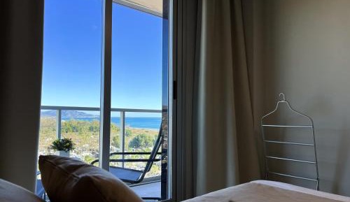 One-Bedroom Apartment with Sea View and Terrace