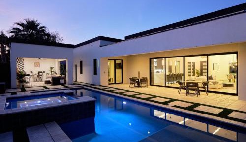 Five-Bedroom Holiday Home