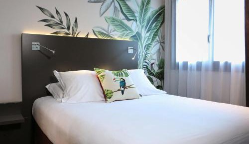 Executive Queen Room