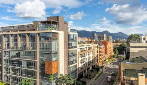 Apartment with City View