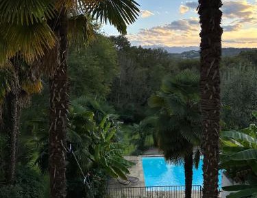 Family Room with Mountain View