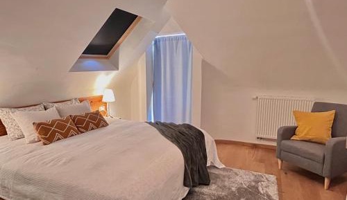 Double Room with Private Bathroom