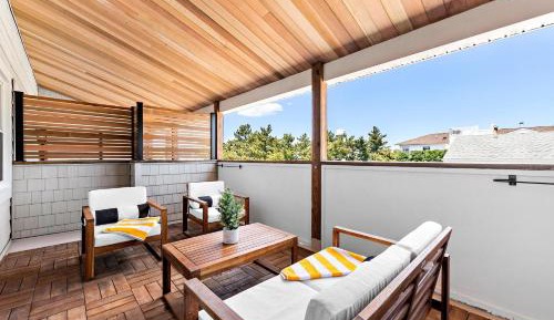 Queen Room with Balcony