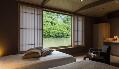 Superior Twin Room with River View -Annex - Non-Smoking(Over 12 Years Old Only)