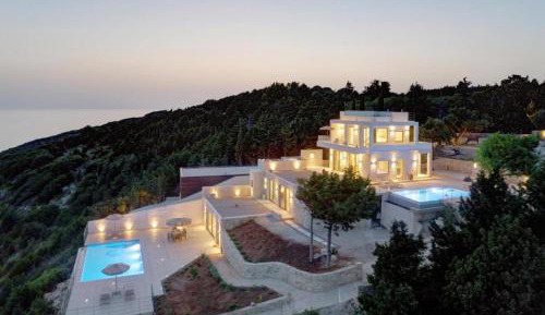Villa with Sea View