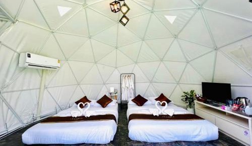 Quadruple Room with Bath