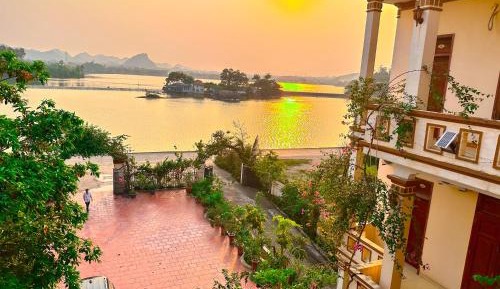 Double Room with Lake View