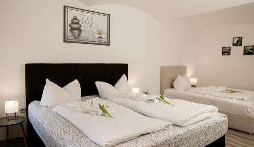 Apartment (3 Adults)