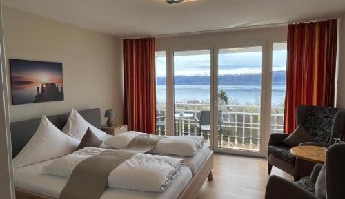 Double Room with Balcony and Sea View