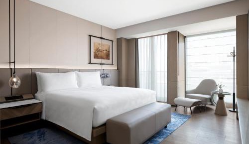 Terrace Lake view Guest Room with 1 King, Lake view Balcony