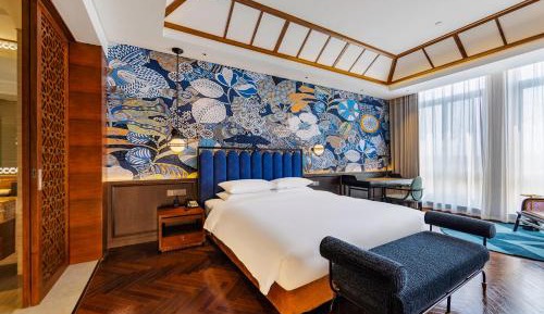 Executive Suite