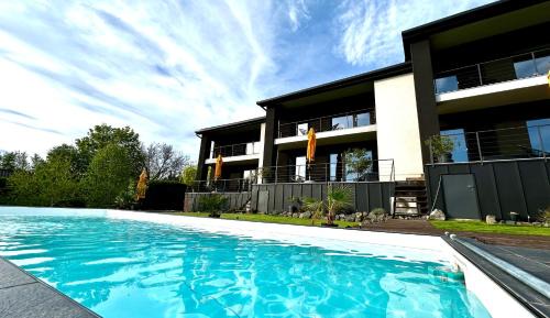 Two-Bedroom Apartment with Bay View