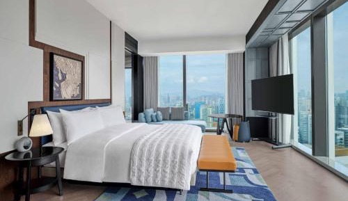 Presidential Executive Suite, Executive - Lounge Access