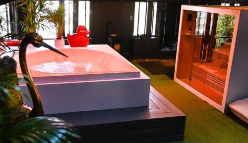 One-Bedroom Villa