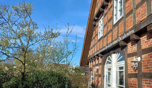 Three-Bedroom Superior Apartment