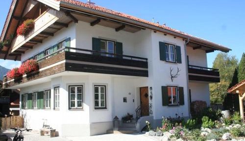 Three-Bedroom Vacation Home 