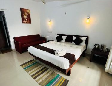 King Room with Balcony