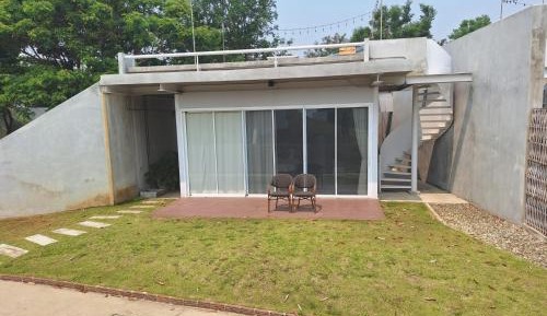 Rooftop house with Garden View