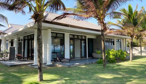 Bungalow - Beach Front