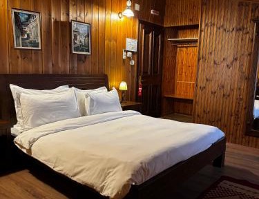 Standard Double Room  with Balcony - Attic