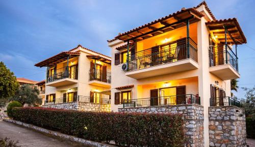 Apartment with Garden View