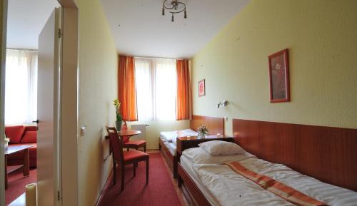 One-Bedroom Apartment with Balcony