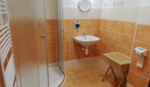 Triple Room with Shower