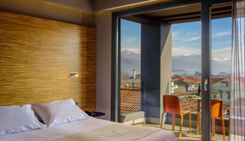 Executive Double Room with Lake View