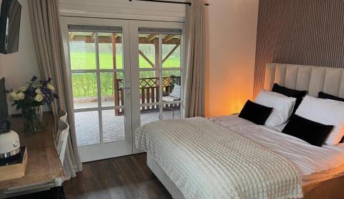 Double Room with Terrace