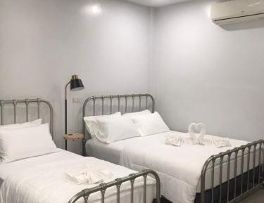 Triple Room with Private Bathroom