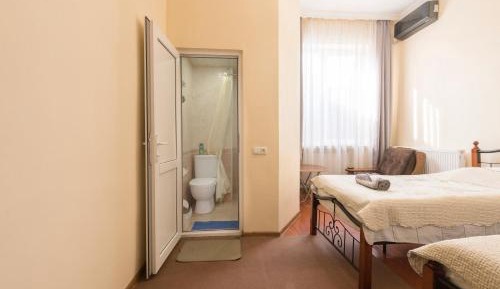 Twin Room with Bath