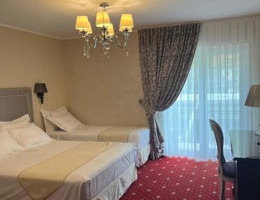 Triple Room with Mountain View