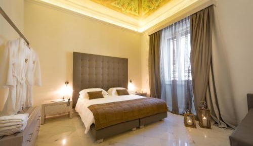 Superior Deluxe Double or Twin Room 