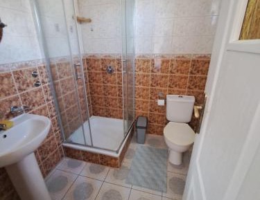 Quadruple Room with Private Bathroom