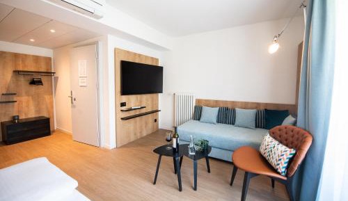 Triple Room with Balcony