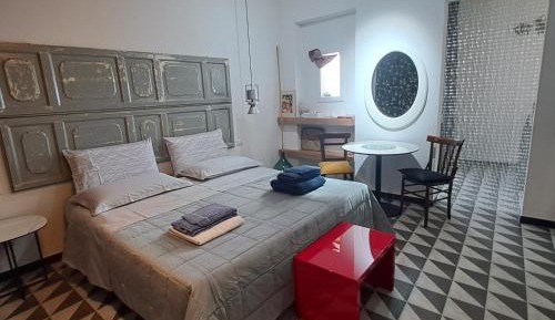 Studio Apartment with Sea View