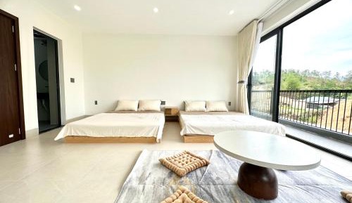 King Room with Balcony