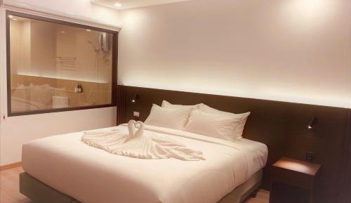 Deluxe Double Room with Bath