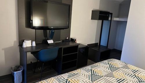 Quadruple Room - Non-Smoking